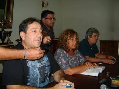 Repudian la agresi�n a un periodista y la actitud "xenof�bica" del intendente