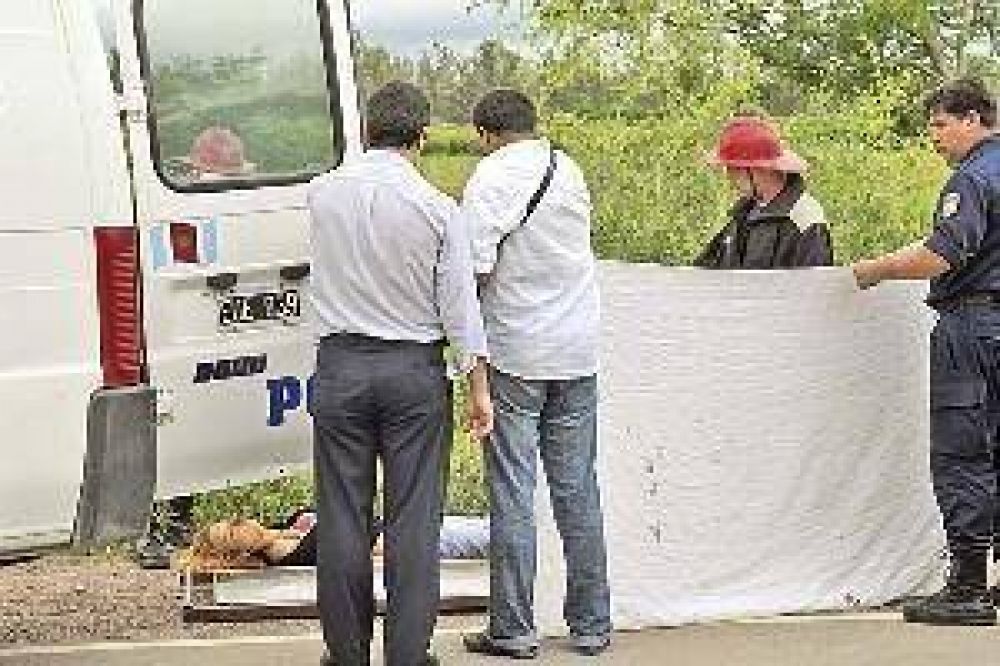 Consternaci�n en Santiago: Joven asesin� de cuatro pu�aladas a su ex pareja