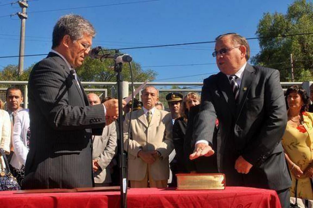 Asumi� el Com. Gral. Miguel �ngel Ubieta al frente de la Polic�a de San Luis 
