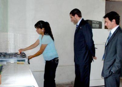 Gas en Casa: 2700 familias salte�as accedieron a la conexi�n domiciliaria