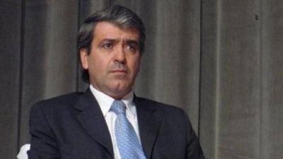 Cano pidi� que se derogue la Ley �4 AM� y carg� contra el Gobernador