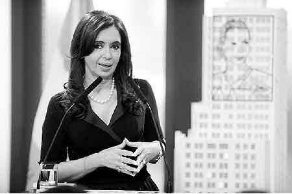 Cristina retoma la actividad