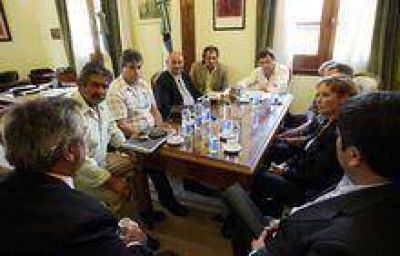 Gobierno evaluar� da�os en la fruticultura para impulsar ayuda