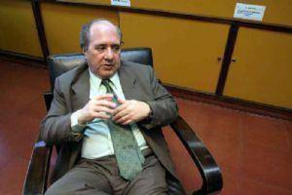 Camarista desmiente denuncia de abogado puntano
