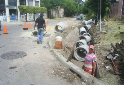 Avances en obras hidr�ulicas de avenida 29 y 6.