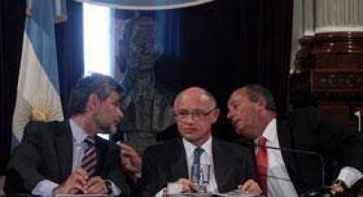 Marino particip� de la reuni�n por Malvinas en el Senado