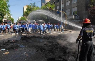 El conflicto entre la 221 y la 581 se resolver� en el �mbito provincial