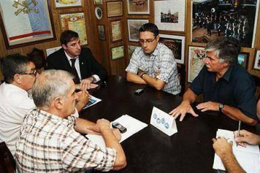Oscar Luciani avanza con la implementaci�n del PRODECOM