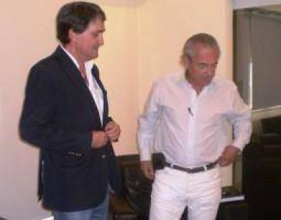 La UCR neuquina busca volver a flote