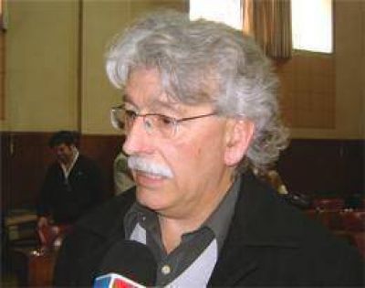 Clausuraron dep�sito clandestino con 9500 litros de alcohol