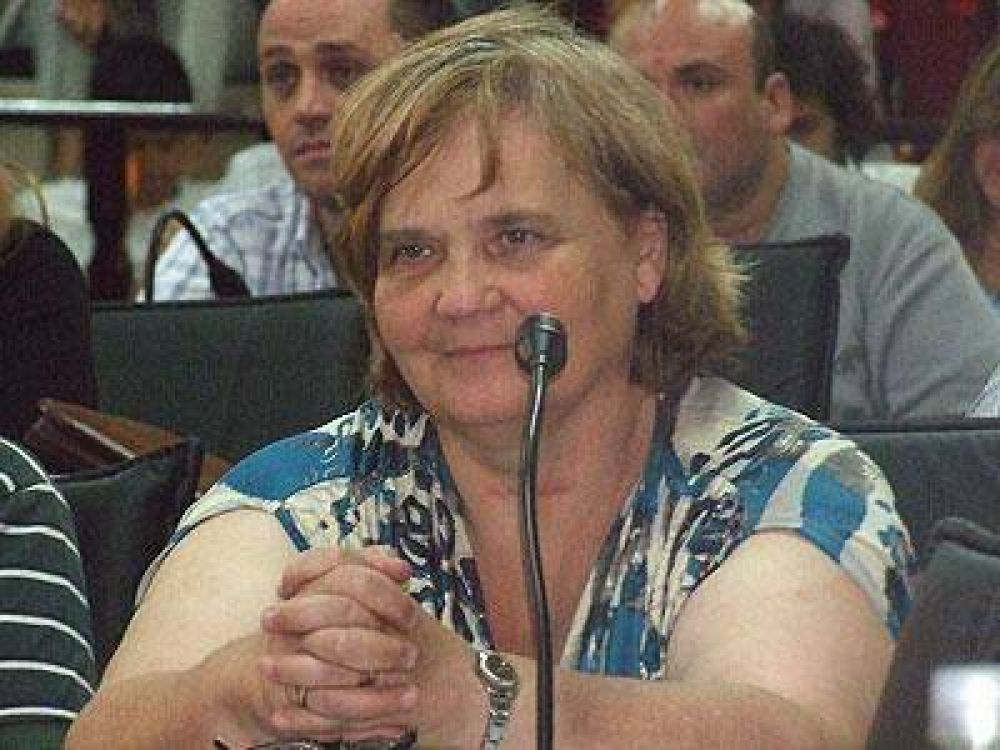 LAN�S: Arce destac� la disposici�n del Pro a que se sumen otras fuerzas