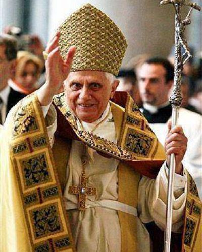 El Vaticano se�al� que la condena de Benedicto XVI al negacionismo es clara