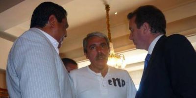 Sinton�a fina: Paco aprovech� para insistir con su idea de aplicar m�s controles a las petroleras