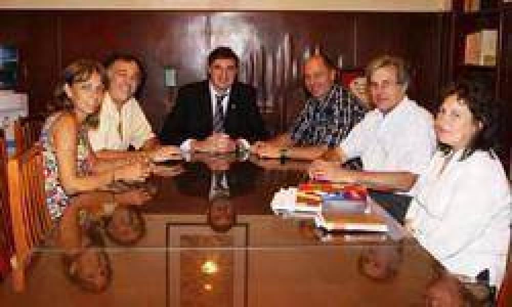 EL DR. LUCIANI RECIBIO EL APOYO DEL DIRECTOR DE LA REGION SANITARIA VII