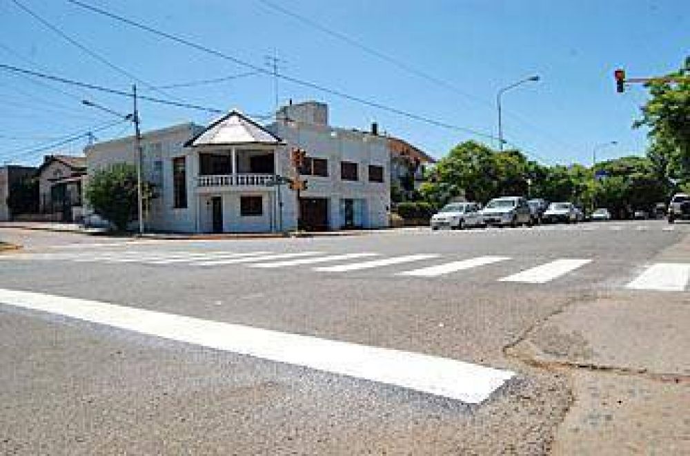 El Municipio trabaja en la se�alizaci�n de calles en varias zonas de nuestra ciudad