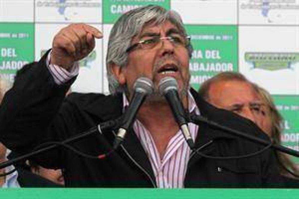 Moyano: "Luchamos contra todos los gobiernos y vamos a seguir as�"