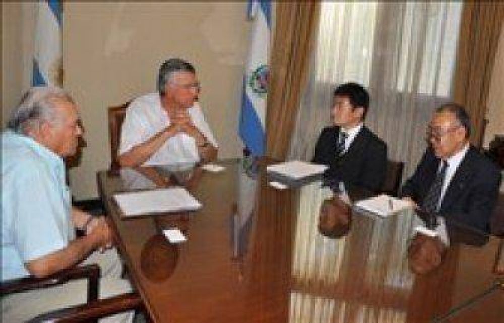 Gioja se reuni� con empresarios japoneses