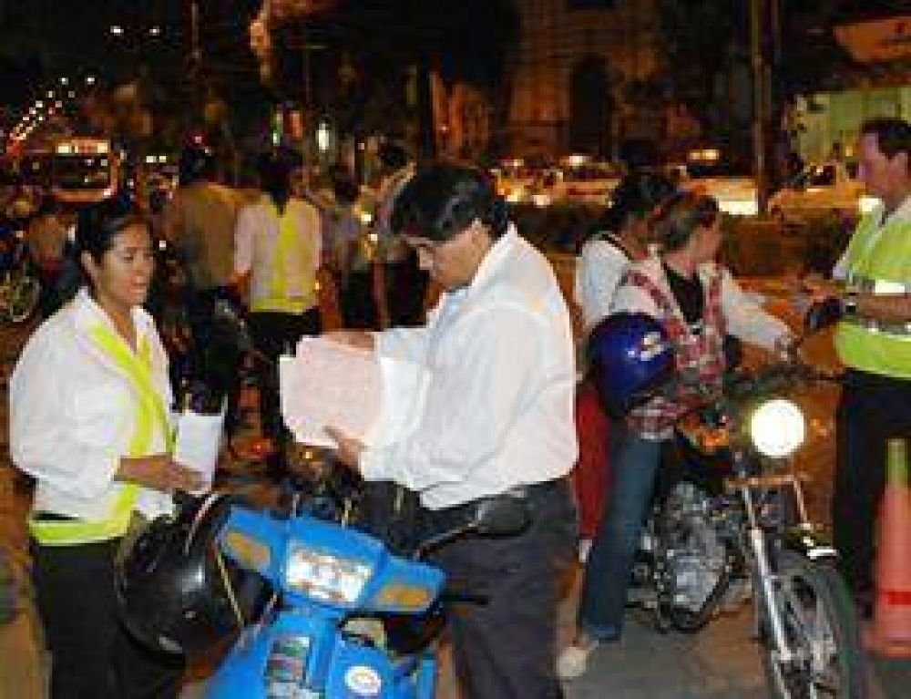 Buscan prohibir los escapes libres de las motos.
