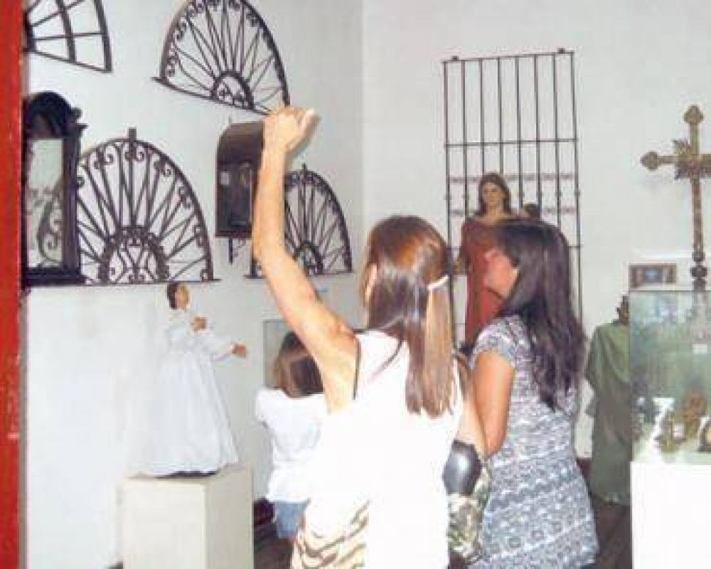 Los museos abrieron sus puertas por la noche