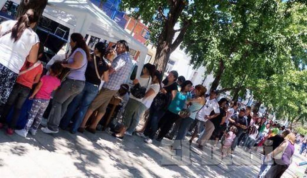 El 88% de los colectivos locales ya cuenta con el sistema SUBE 