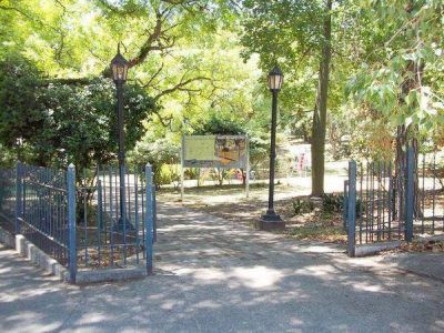 !Qu� pena!: El Parque Sarmiento, sucio, roto y abandonado