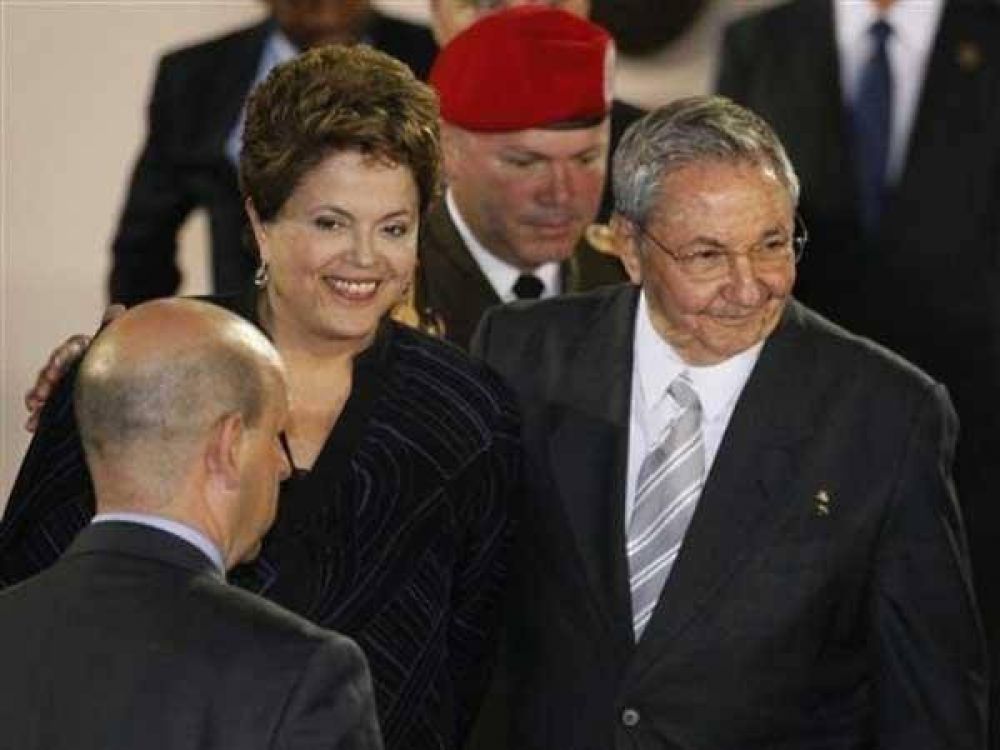 La gira por Cuba pone a prueba a Dima Rousseff