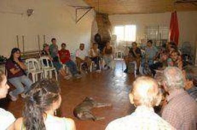 La Asamblea por el Transporte P�blico dice que la situaci�n del edil Risso vuelve ilegal la suba.