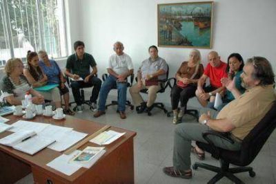 Se desarroll� una reuni�n con sociedades de fomento del sur sur