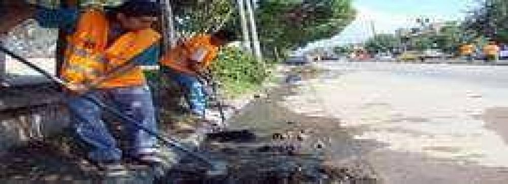 La comuna reanuda los operativos de limpieza en la ciudad 