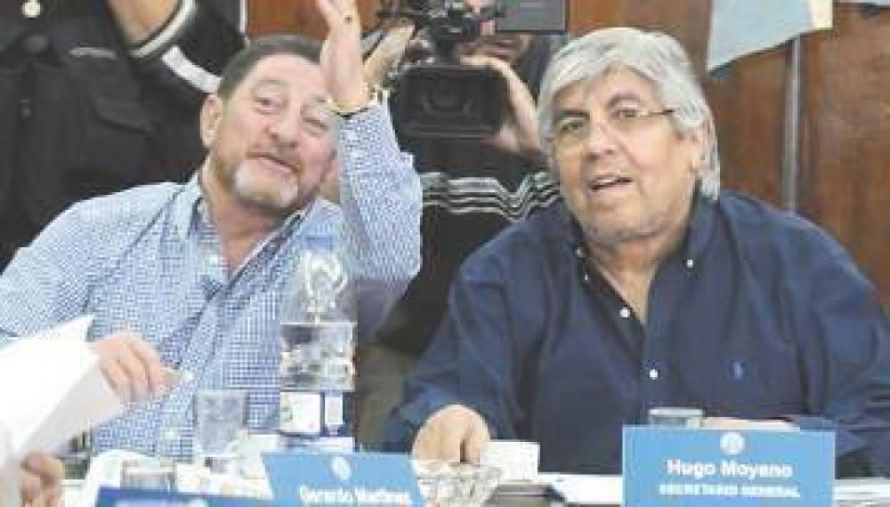 Por la pelea con el Gobierno, grandes gremios piden apurar la sucesi�n de Moyano en CGT