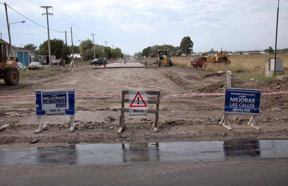Avanzan las obras de extensi�n de la avenida Fortunato de la Plaza