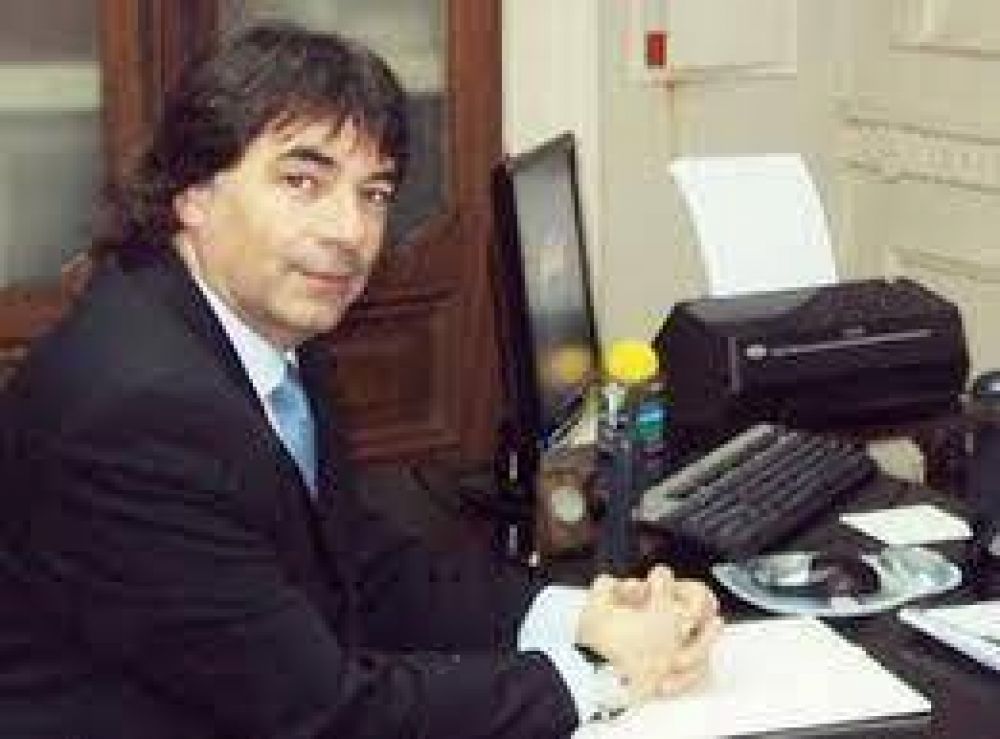 Pablo Fern�ndez llam� a mejorar la calidad de atenci�n y a trabajar para seguir posicionando a la ciudad
