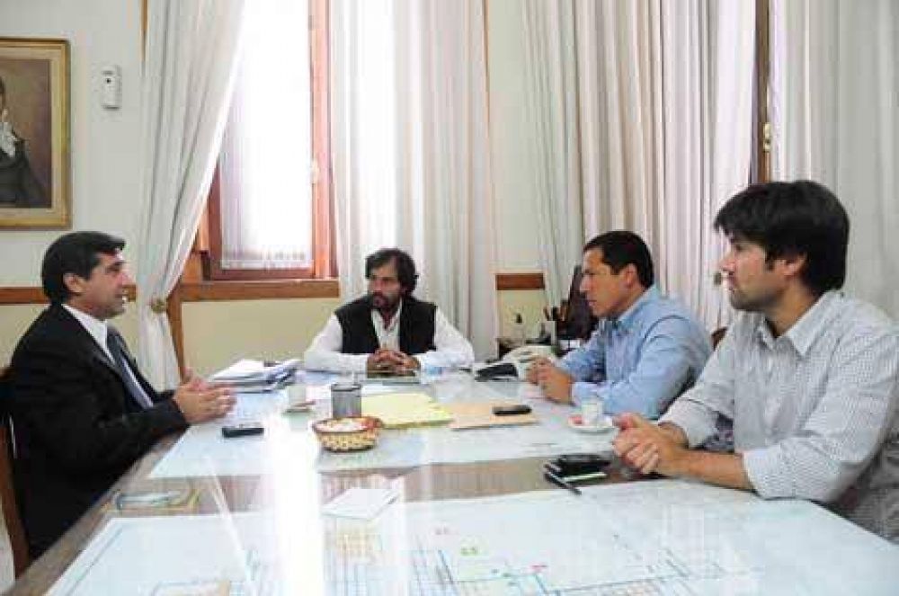 Pittelli se reuni� con el jefe de la departamental Mercedes 