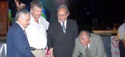 Con gran entusiasmo Palo Santo celebr� su cumplea�os n�mero 99