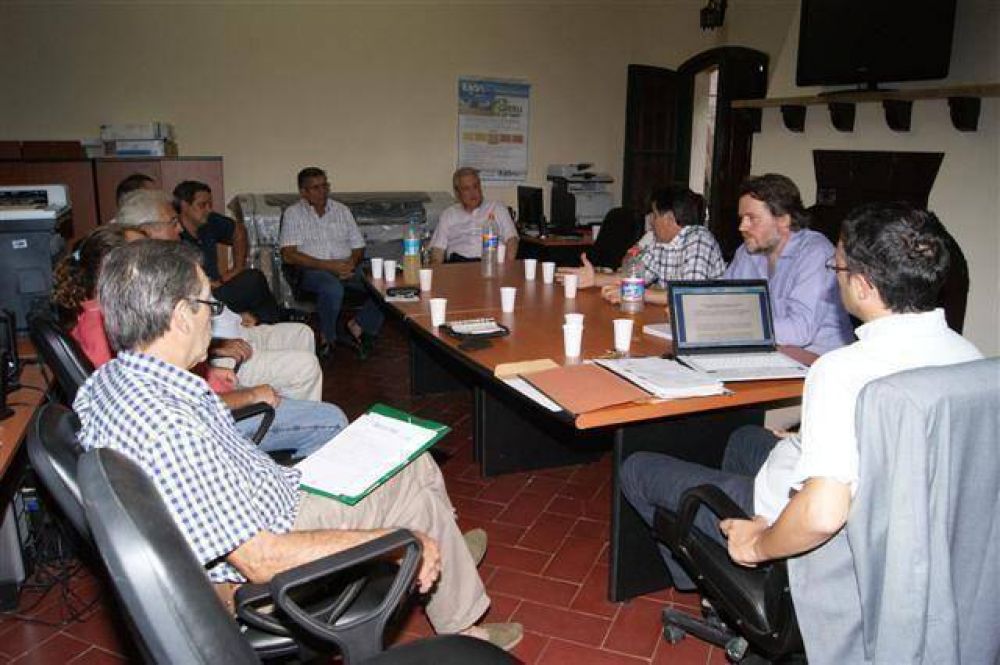 LUJ�N - SE REUNIO LA COMISION LOCAL DE EMERGENCIA Y DESASTRE AGROPECUARIO DEL PARTIDO DE LUJAN
