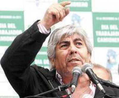 Con un mensaje para la CGT y los empresarios