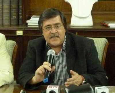 Vaz Torres: "En Corrientes, el Gobernador se anticipa a las medidas macroecon�micas"