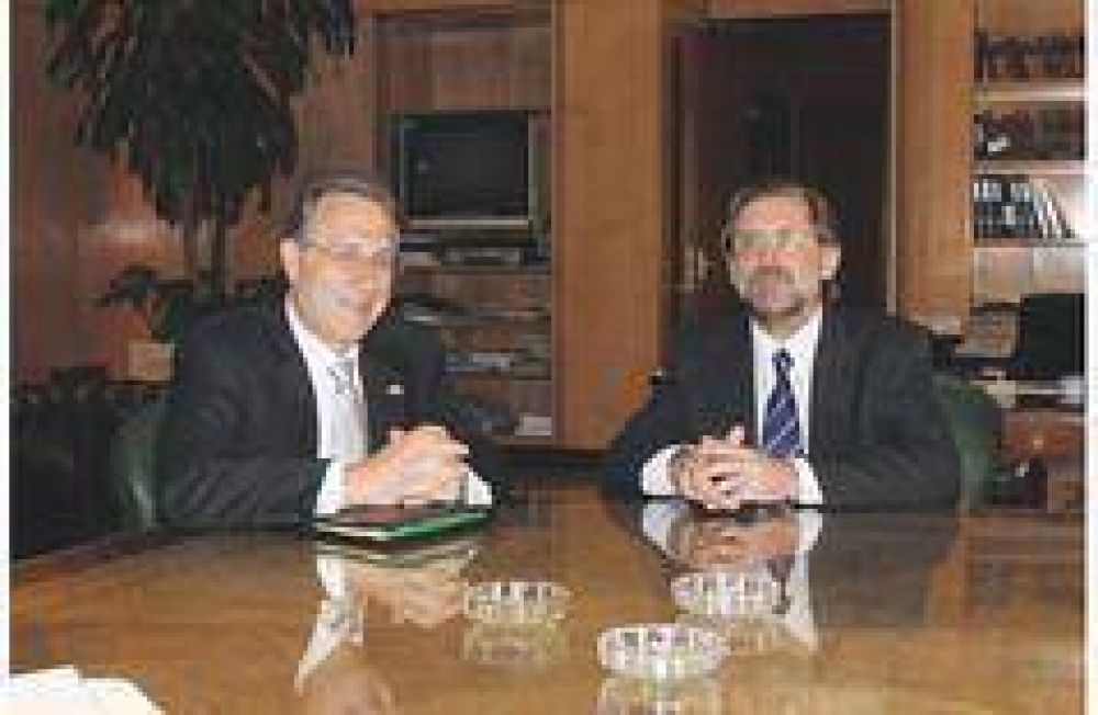 El Gobierno pide un gesto al FMI que le facilite un nuevo acercamiento