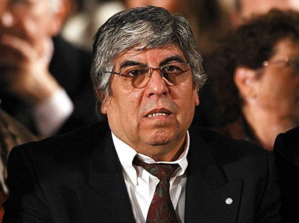Ahora Moyano podr�a quedarse en el PJ bonaerense
