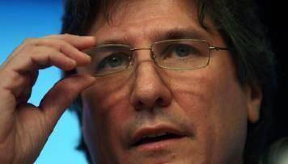 Boudou: Gran Breta�a agita el tema Malvinas para "tapar desempleo"