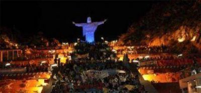 Masiva marcha por el centro de Chilecito