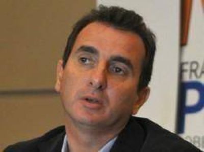 Arduas gestiones de Paco P�rez en EE.UU.