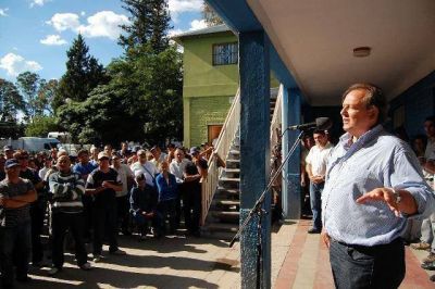 Gran expectativa de los trabajadores de Inclusi�n de participar en la construcci�n de viviendas