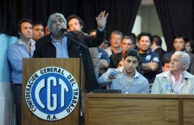 Moyano profundiza la distancia con la Casa Rosada con cr�ticas a la pol�tica salarial y sindical