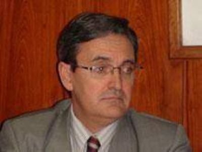 Mendioroz insiste con necesidad de realizar plenario radical