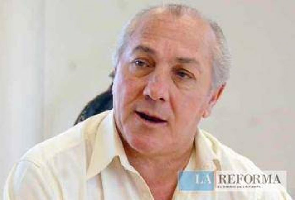 El intendente Jorge Tebes asegur� que el d�ficit se ha reducido al 9% anual