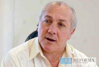 El intendente Jorge Tebes asegur� que el d�ficit se ha reducido al 9% anual