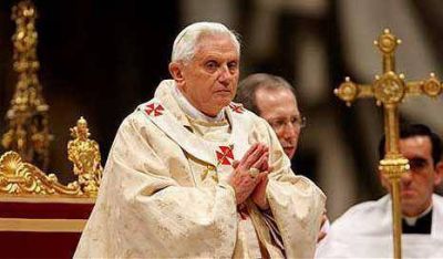 El Papa le orden� al obispo nazi que se retracte