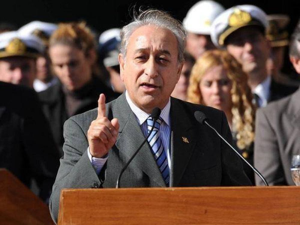 No ten�an necesidad de mover un buque destructor hacia aguas argentinas