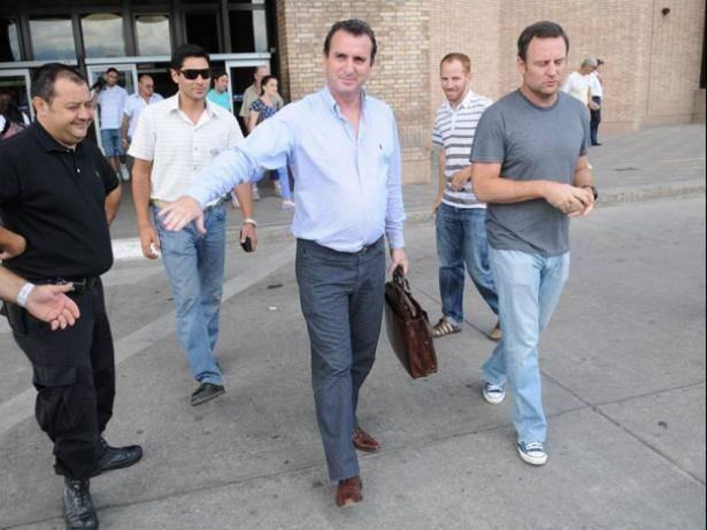�No cierro del debate sobre miner�a�, dijo Paco P�rez al regresar de EE.UU.